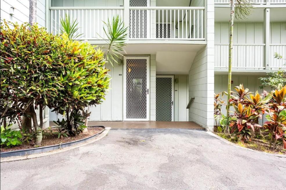 Downtown Hawaiian Theme Condo With Hot Tub, Pool & Beach - Kona Islander Inn Kailua-Kona Exterior foto