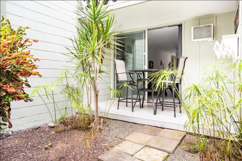 Downtown Hawaiian Theme Condo With Hot Tub, Pool & Beach - Kona Islander Inn Kailua-Kona Exterior foto