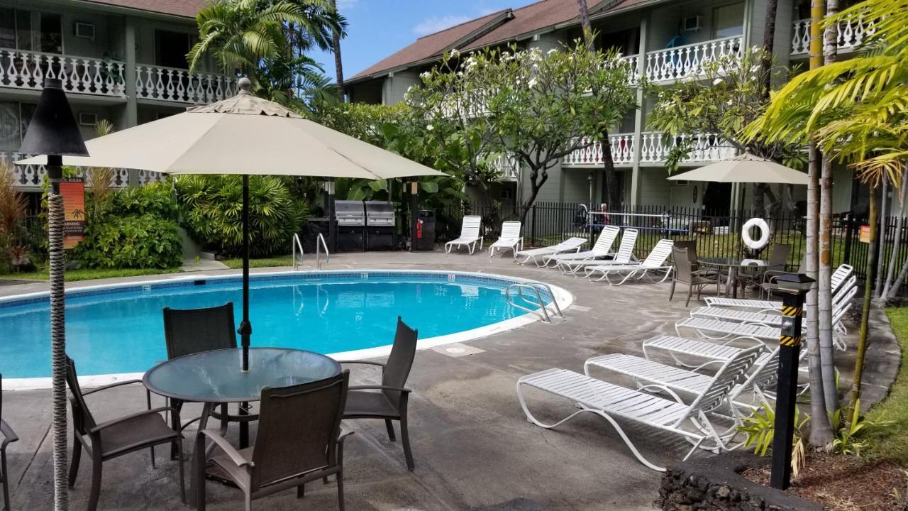 Downtown Hawaiian Theme Condo With Hot Tub, Pool & Beach - Kona Islander Inn Kailua-Kona Exterior foto